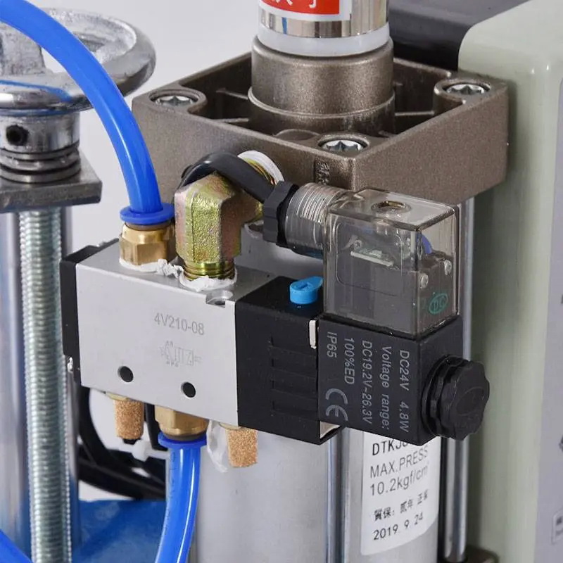 JBS-100T Пневматический пресс усилием 500 Кг