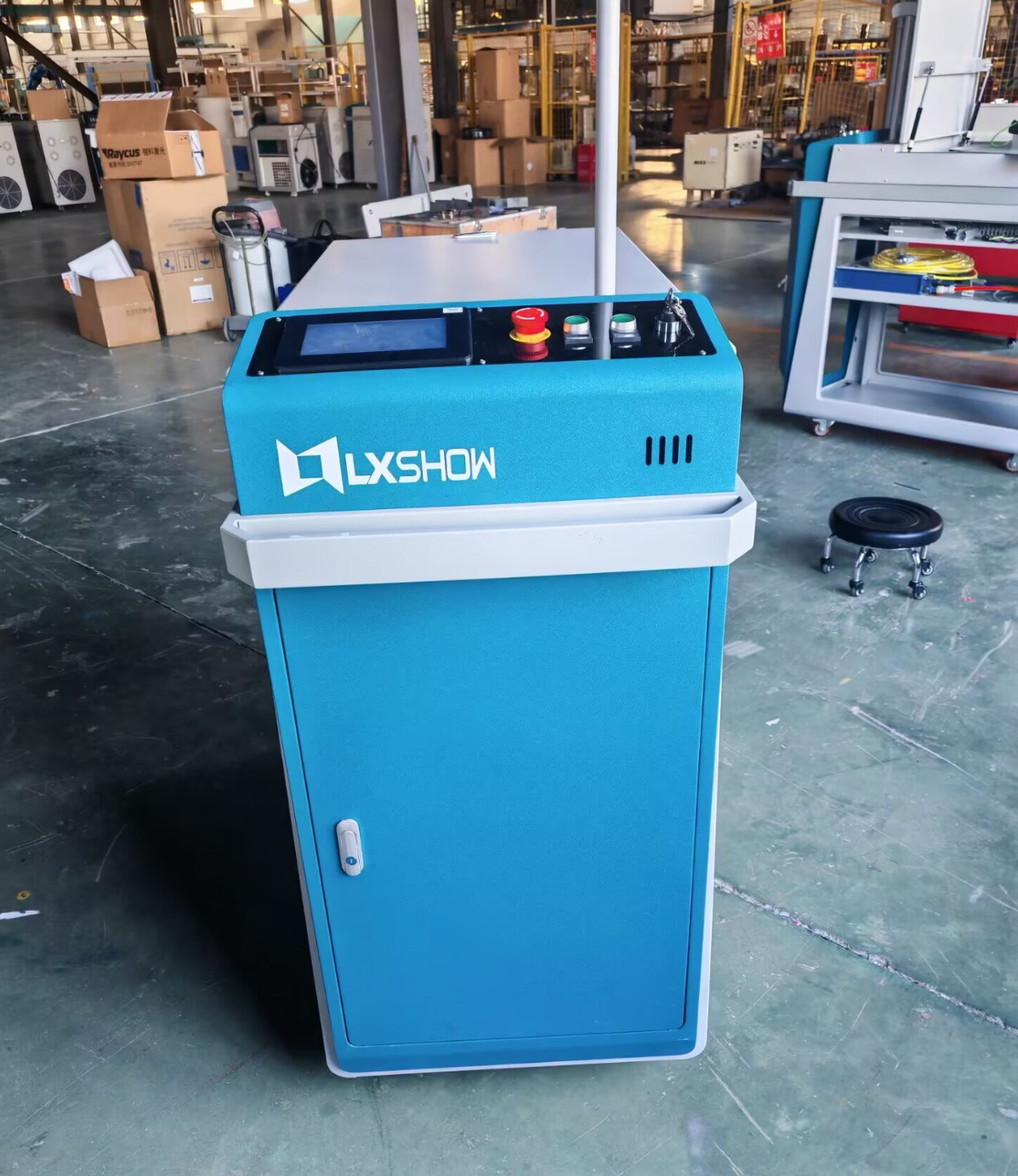 LXSHOW LXC-1000/2000/3000w Установка лазерной очистки металла